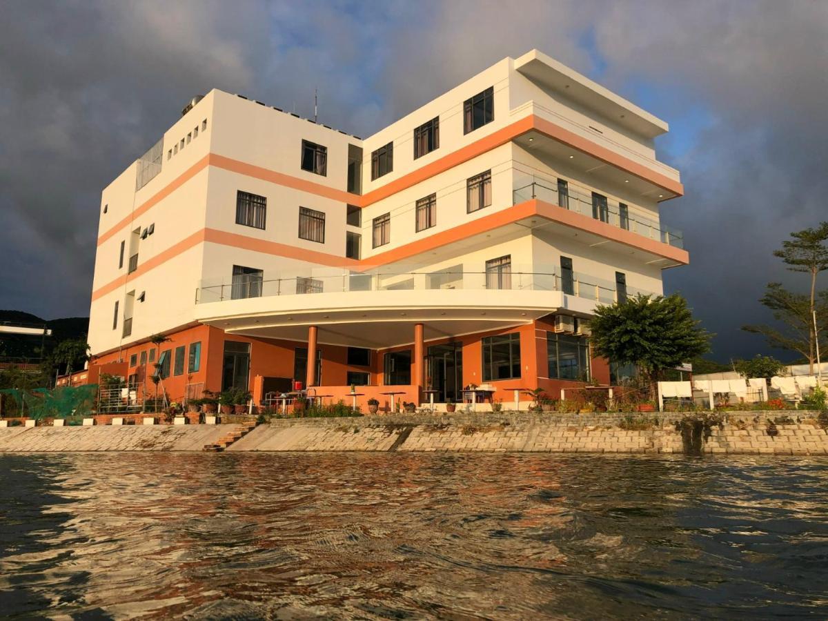 Chau Gia Hotel Vĩnh Hy Exterior photo